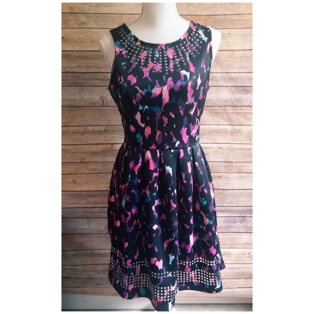 Apt. 9 Fit and Flare Dress. Size SM.